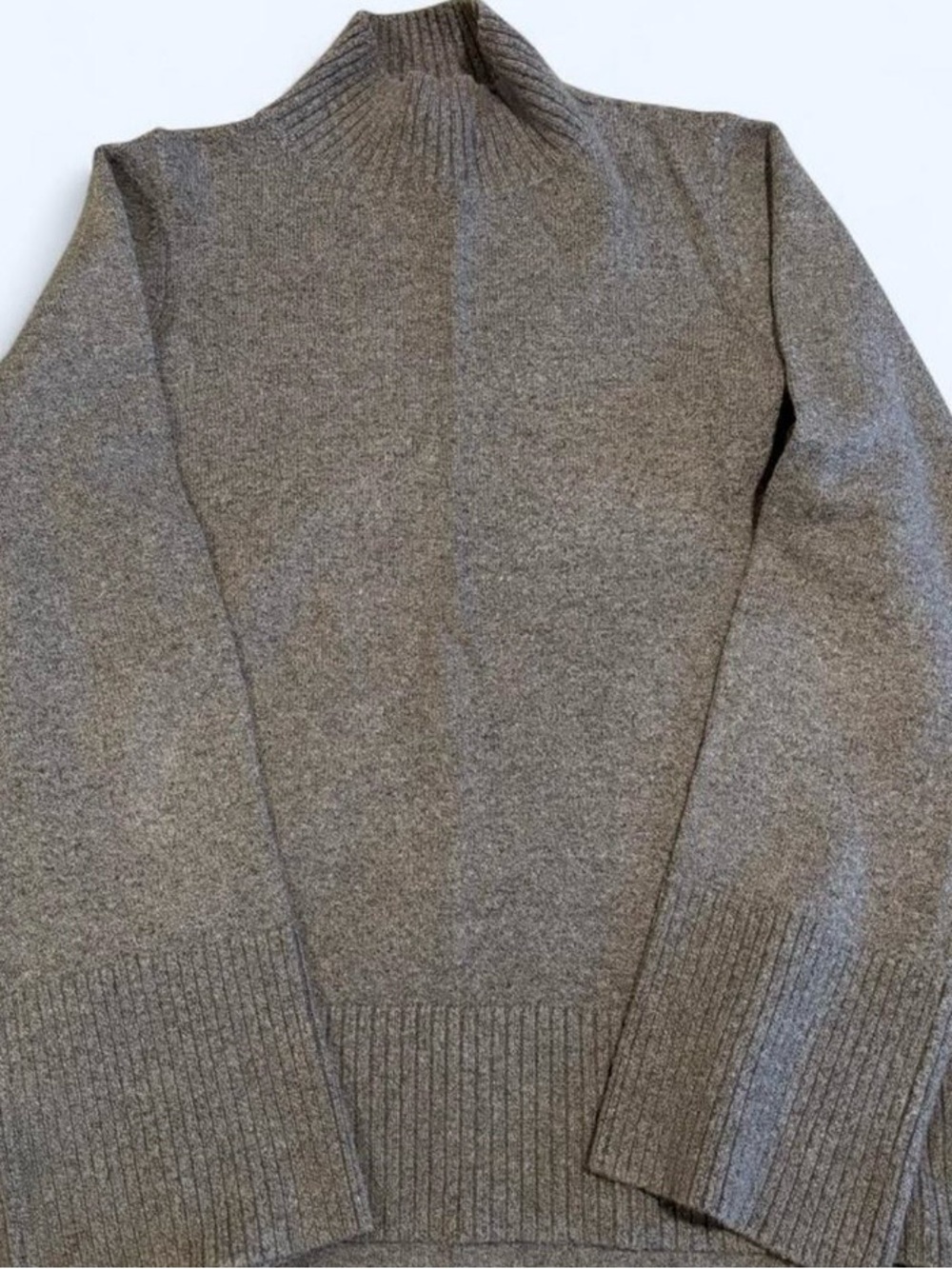 Women’s Mock Neck Sweater in Heather Grey